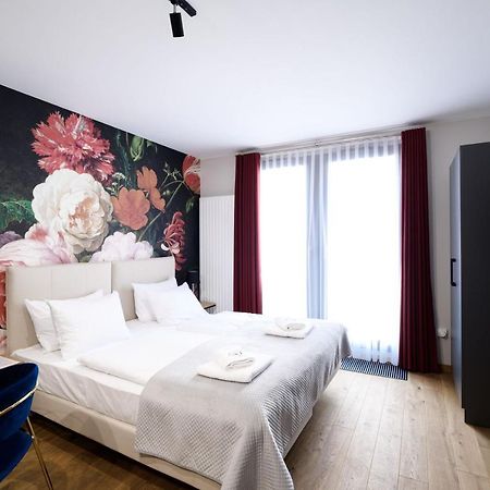 Aparthotel Inspire Miodova Residence Krakow Ngoại thất bức ảnh