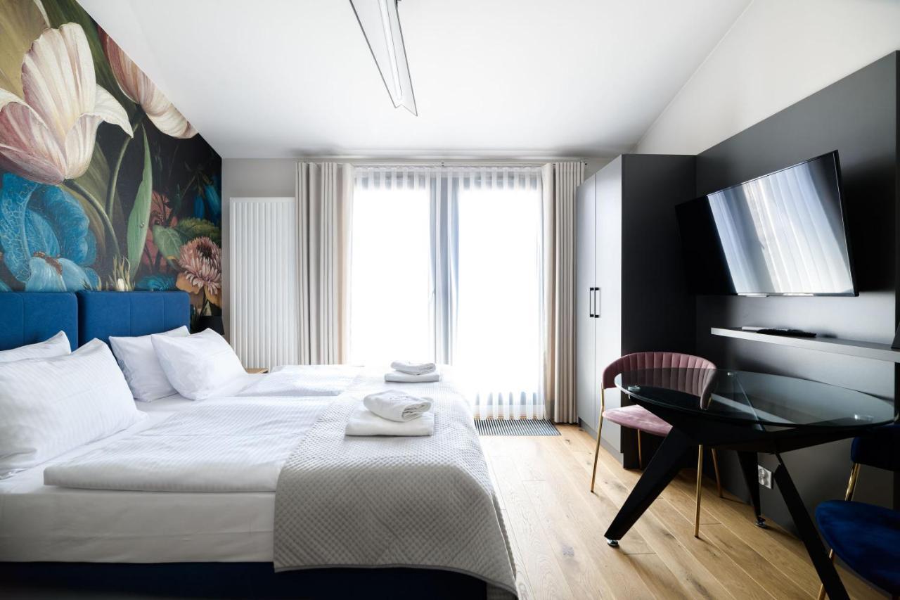 Aparthotel Inspire Miodova Residence Krakow Ngoại thất bức ảnh