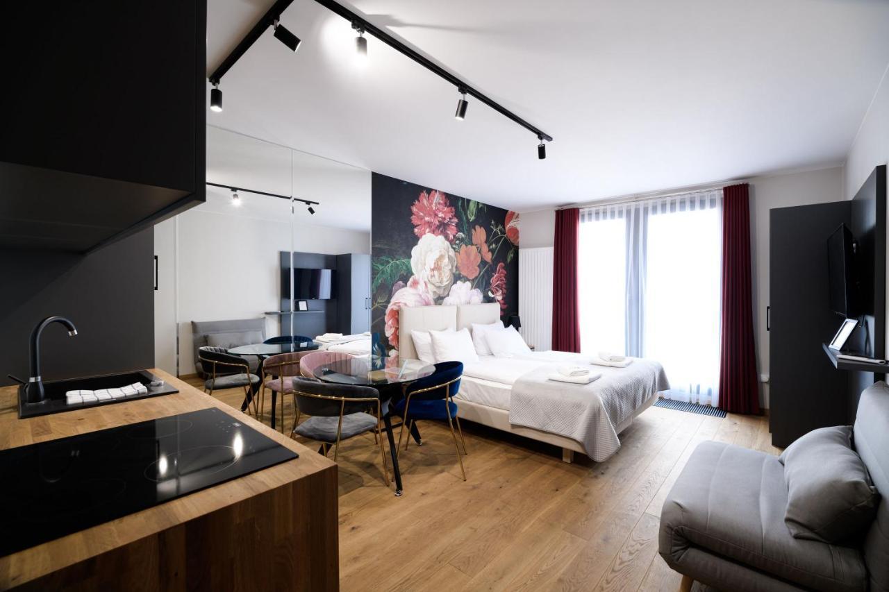 Aparthotel Inspire Miodova Residence Krakow Ngoại thất bức ảnh