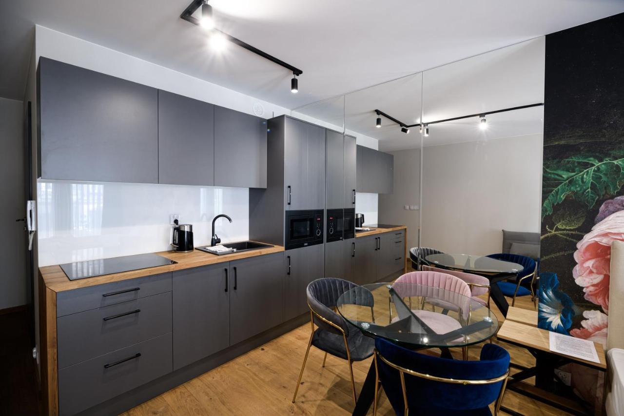 Aparthotel Inspire Miodova Residence Krakow Ngoại thất bức ảnh