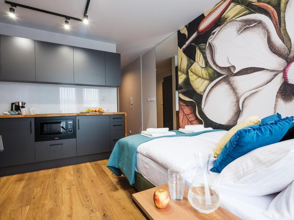 Aparthotel Inspire Miodova Residence Krakow Ngoại thất bức ảnh